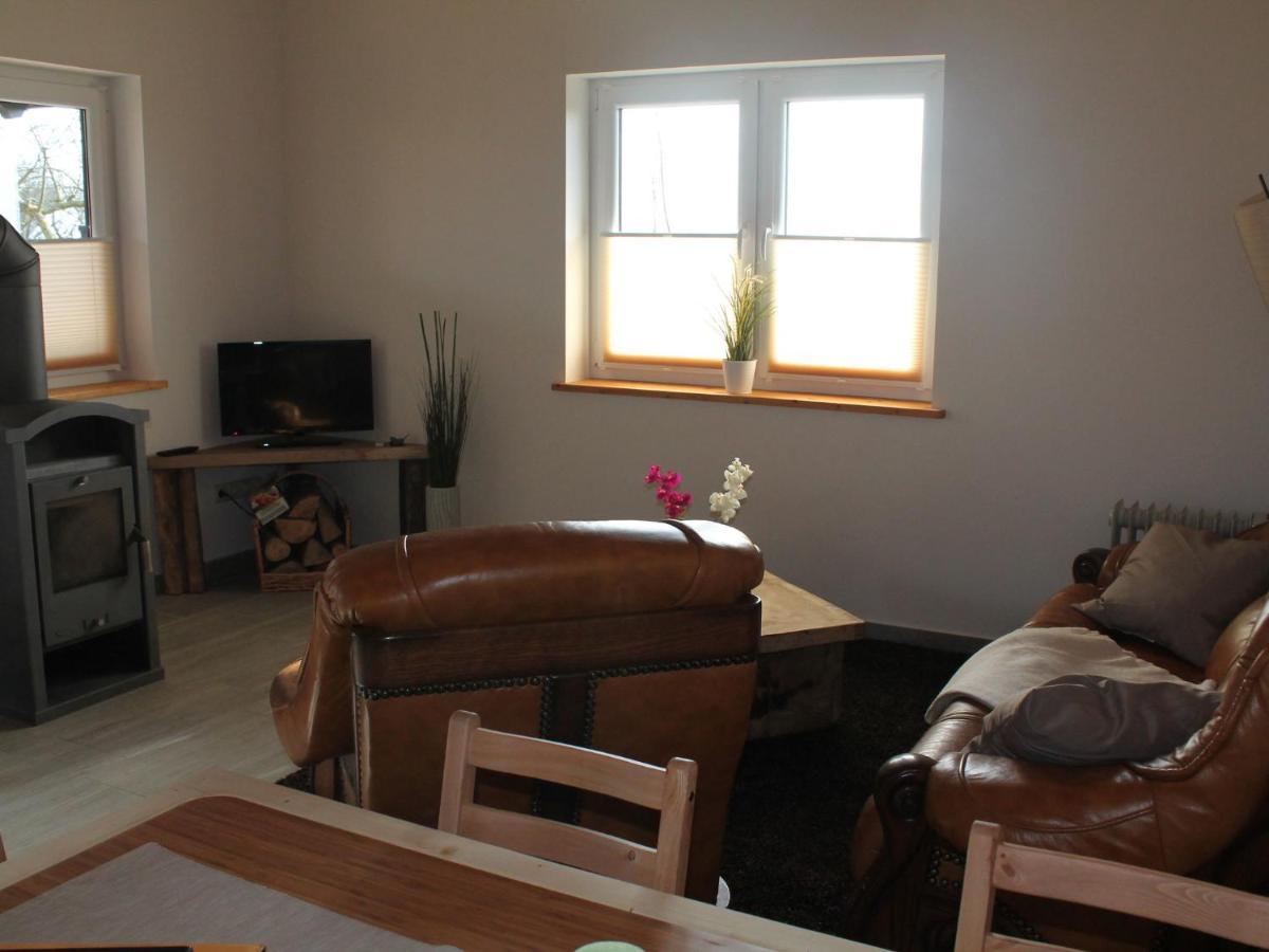Comfy Farmhouse In Brusow With Garden Kropelin Екстер'єр фото