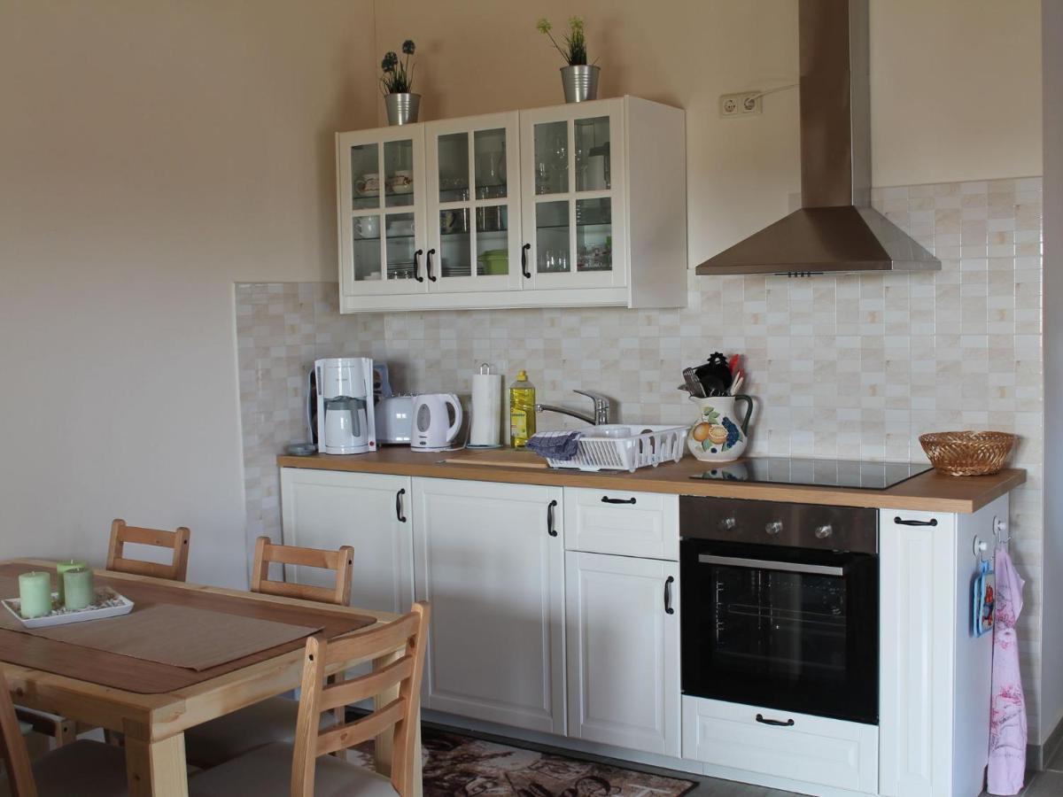 Comfy Farmhouse In Brusow With Garden Kropelin Екстер'єр фото